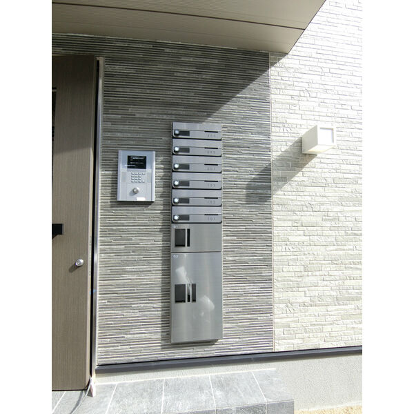 17/24 エントランス