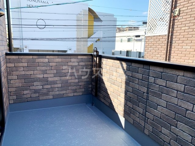 15/28 バルコニー