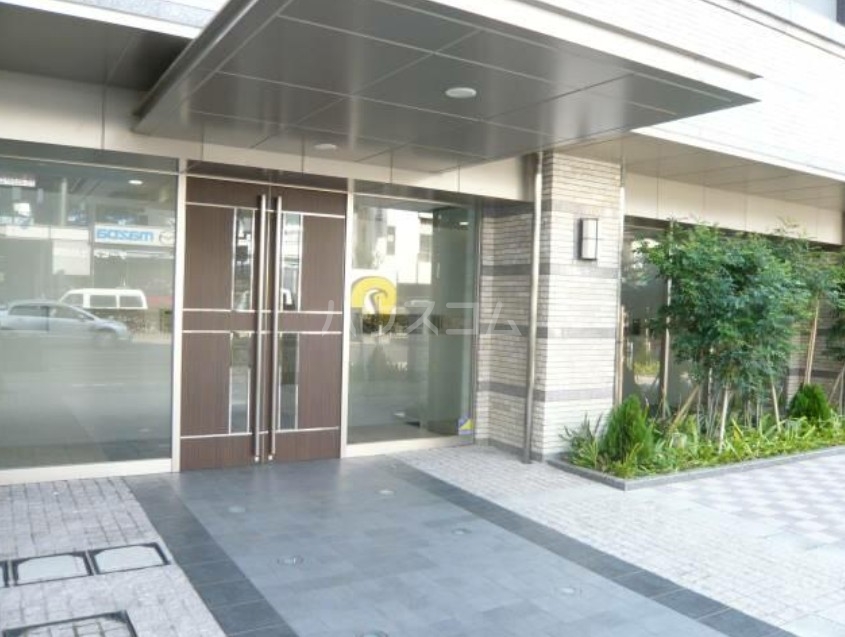 20/29 エントランス