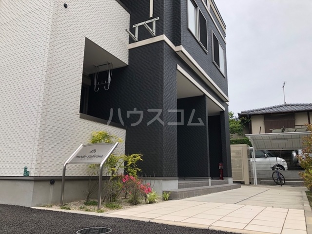 2/4 エントランス