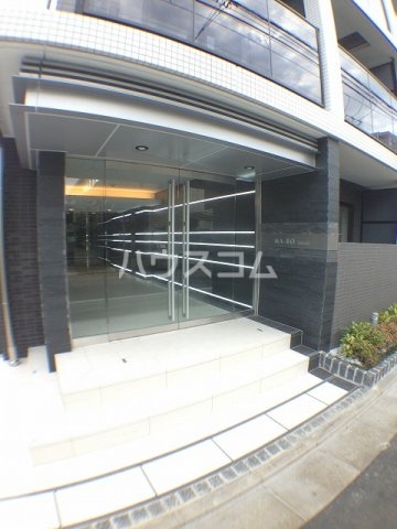 2/3 エントランス