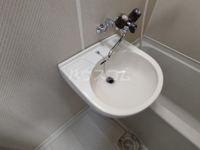 17/30 洗面