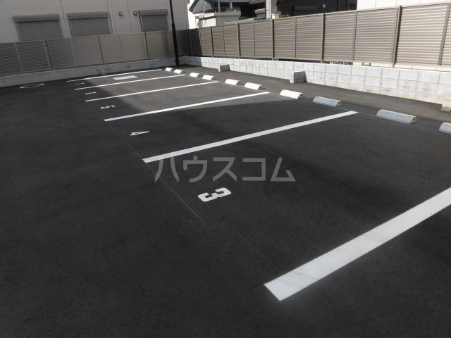 4/7 駐車場