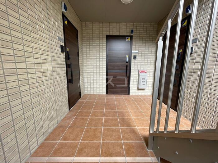 3/6 エントランス