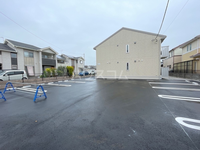 3/5 駐車場