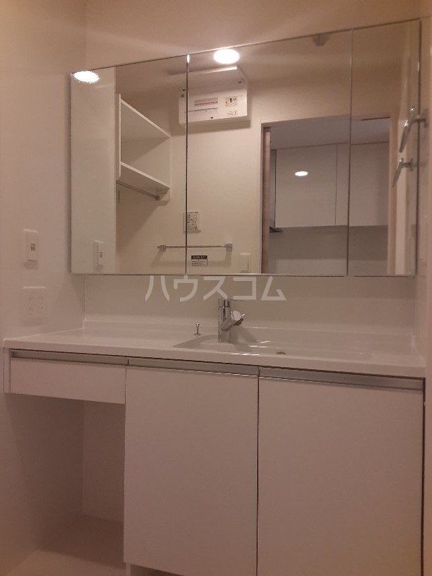 16/30 洗面