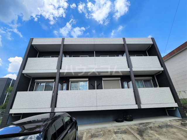 2/8 外観