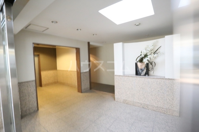 22/29 エントランス