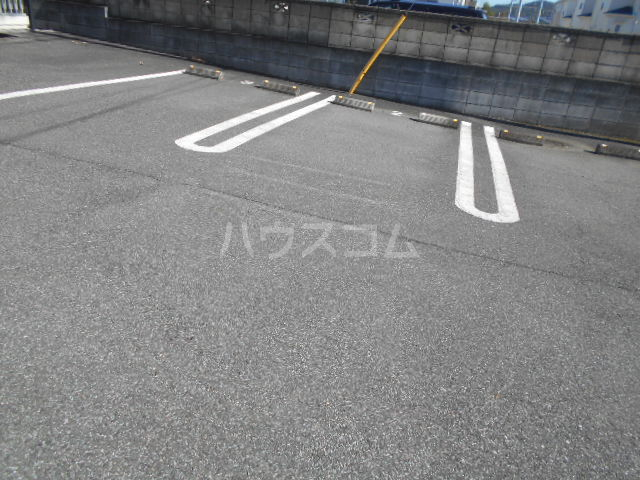 2/8 駐車場
