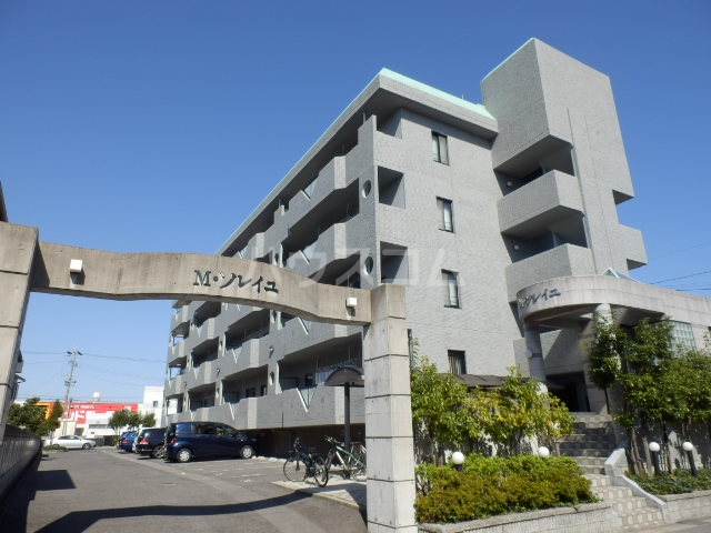 2/11 エントランス