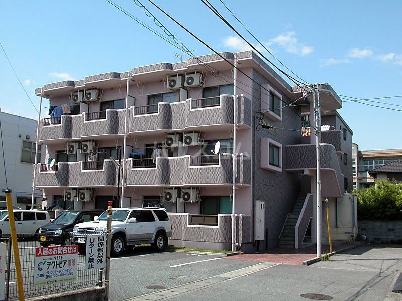 1/8 外観