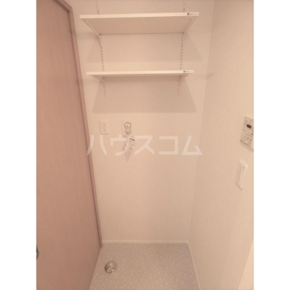 13/30 収納
