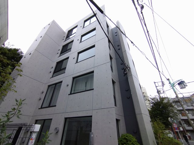 2/8 外観