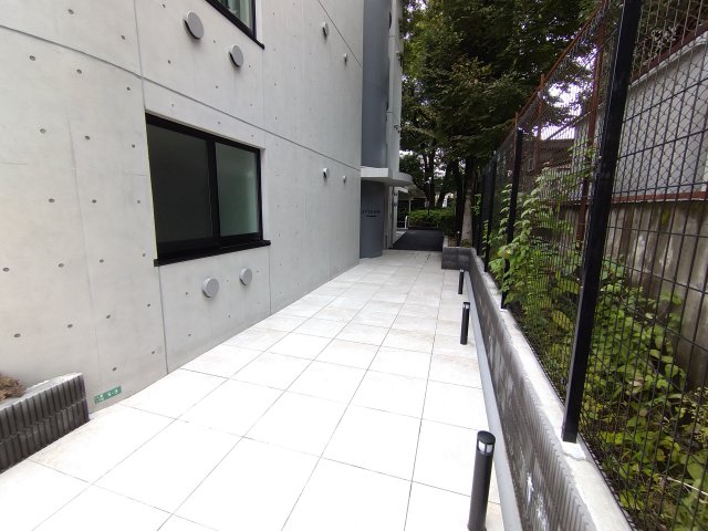 3/8 エントランス