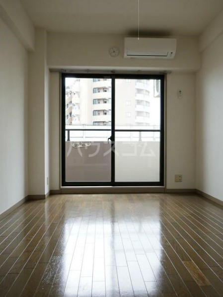 14/28 バルコニー