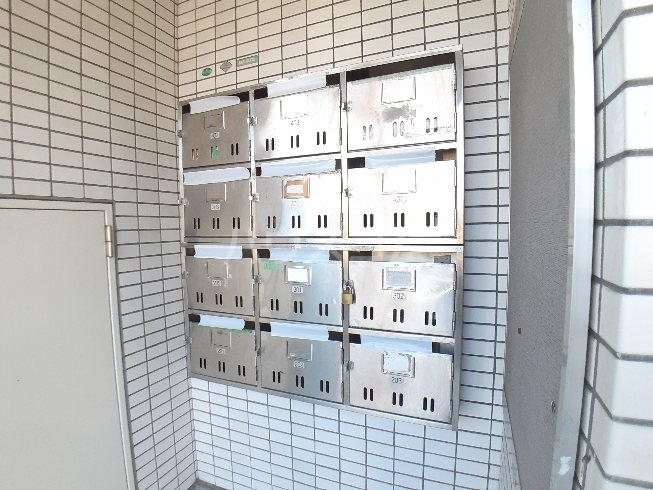 20/28 エントランス