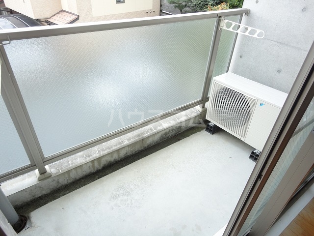 20/30 バルコニー