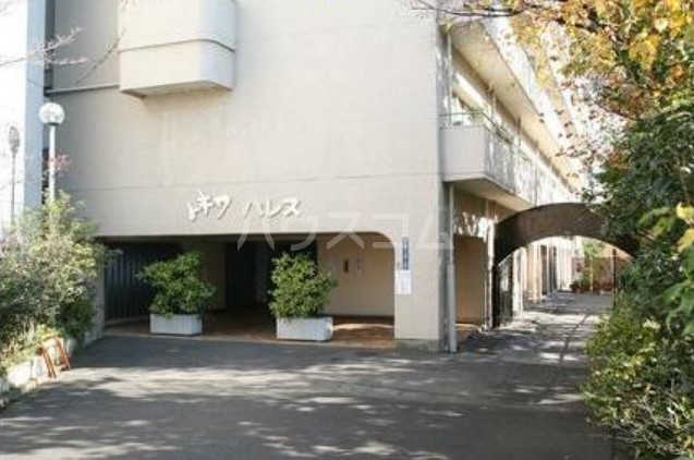 2/3 エントランス