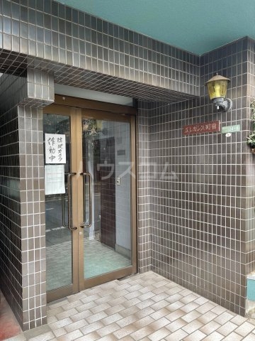 29/30 エントランス