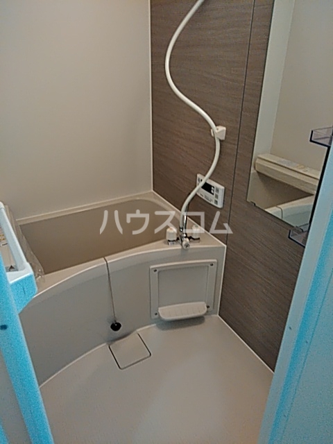 15/30 浴室
