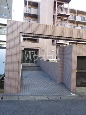 2/4 エントランス