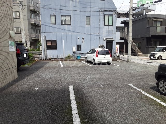 3/6 駐車場