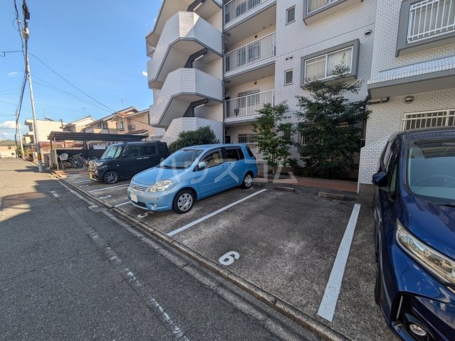 3/10 駐車場
