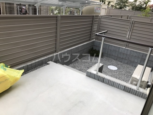 14/27 バルコニー