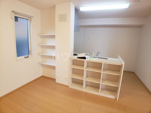 13/30 収納