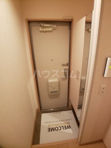 14/30 玄関