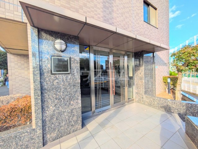 21/29 エントランス