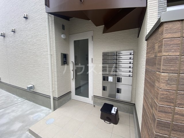 21/24 エントランス