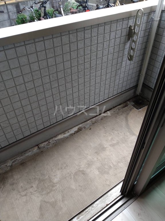 20/30 バルコニー