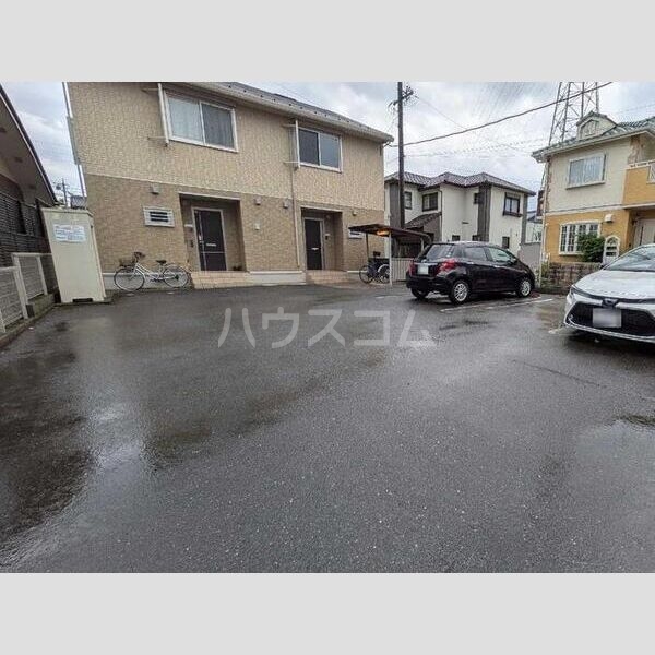 2/10 駐車場