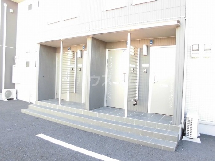 2/5 エントランス