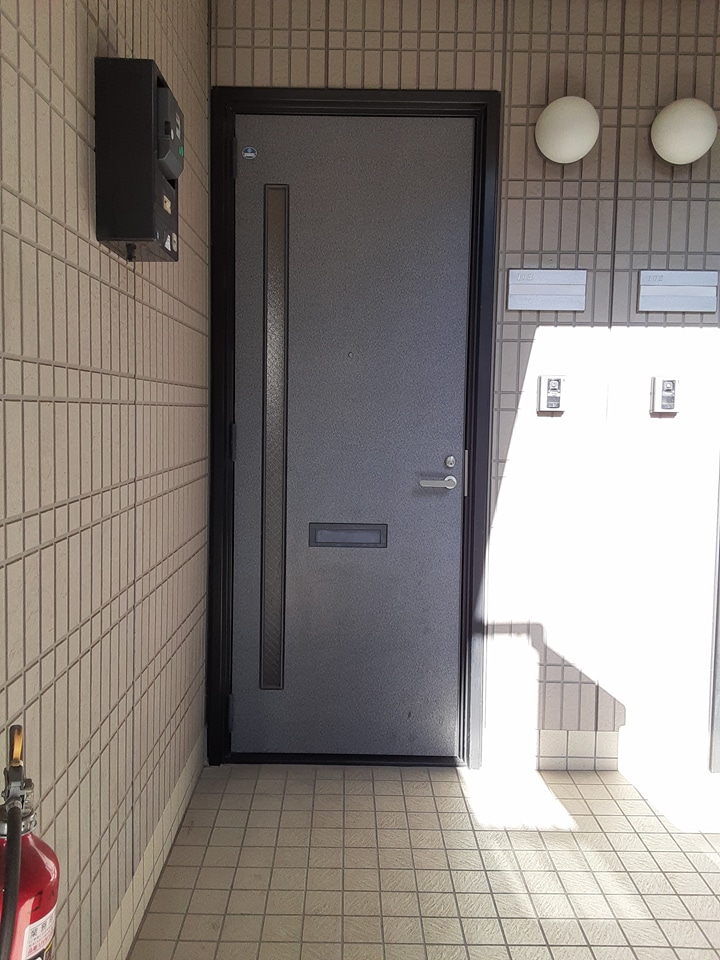 13/30 玄関