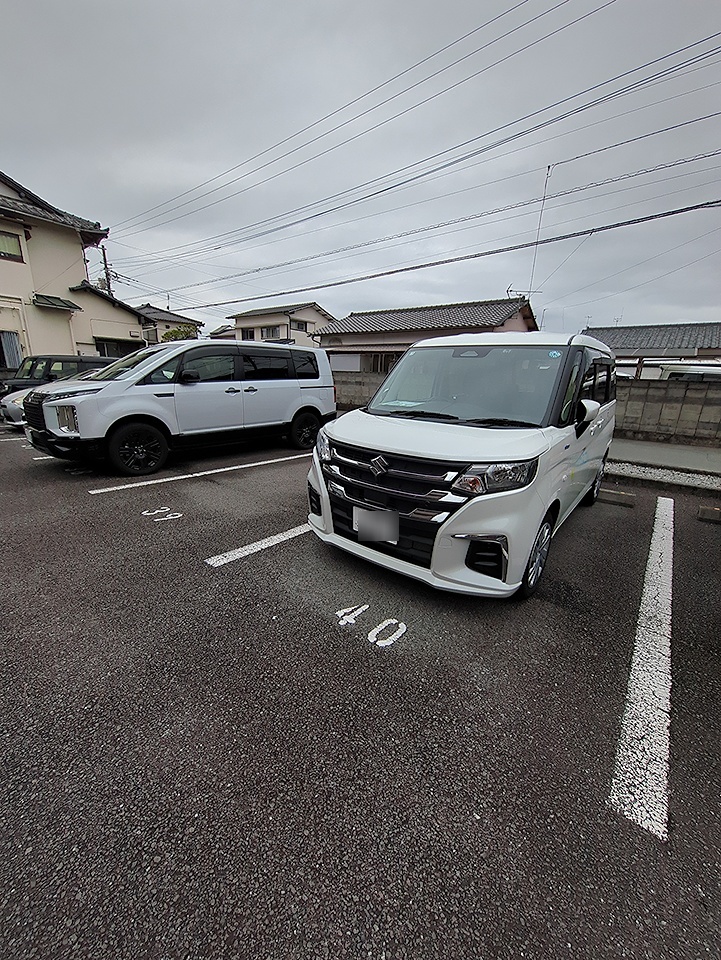 18/22 駐車場