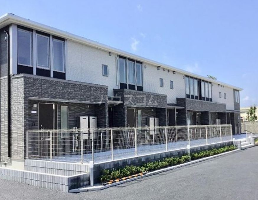 22/30 エントランス