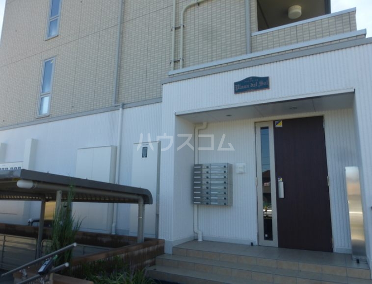 15/26 エントランス