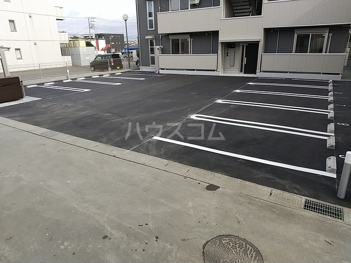 3/3 駐車場