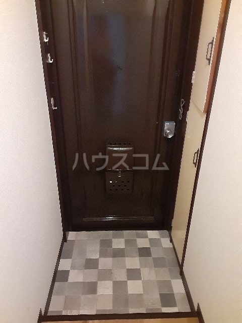 14/30 玄関