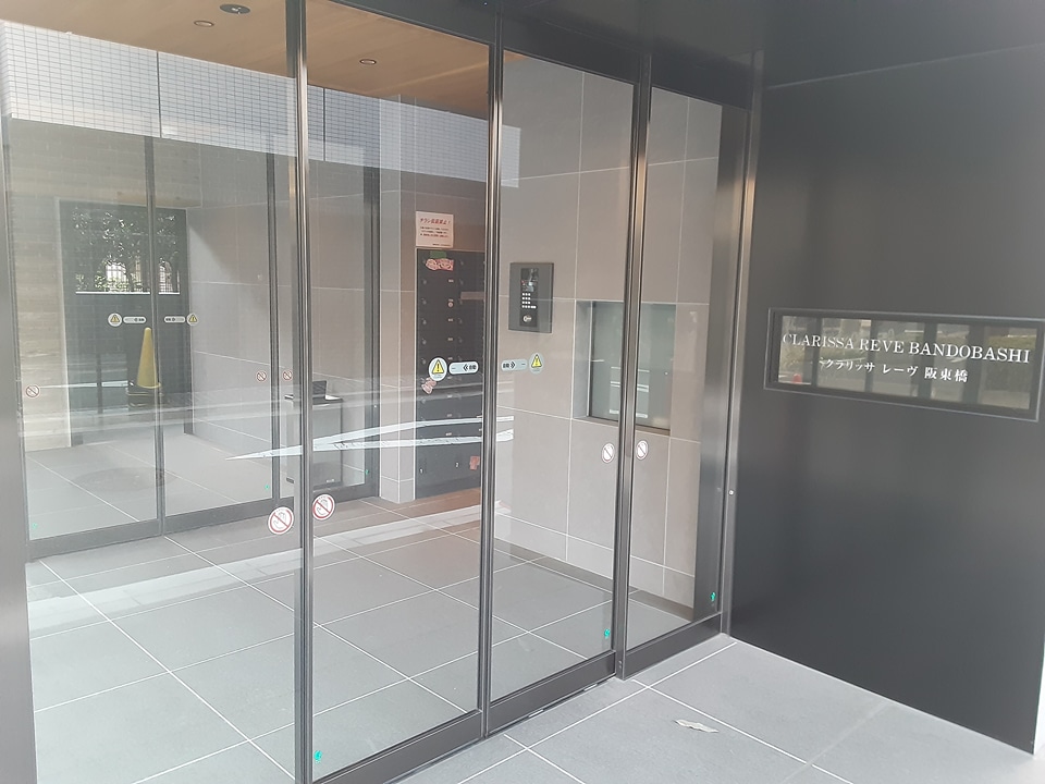 19/28 エントランス