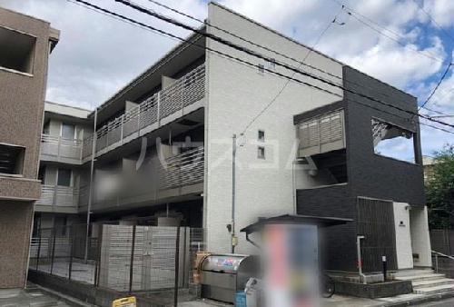 14/21 エントランス