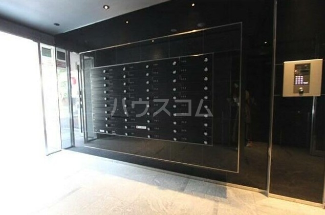 17/28 エントランス