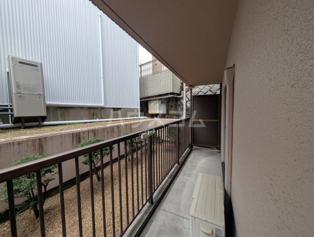 20/30 バルコニー