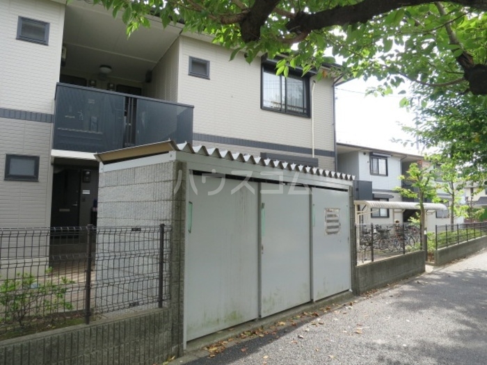 2/4 エントランス