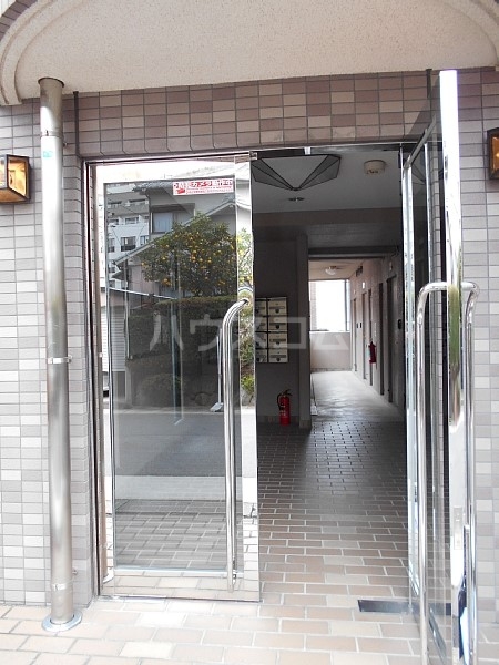 3/6 エントランス