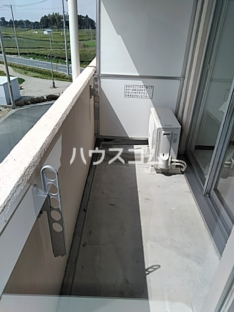 13/23 バルコニー