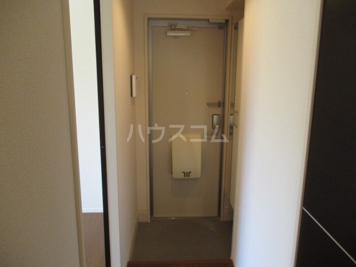 13/30 玄関