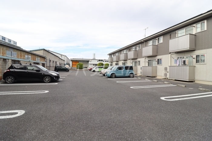 22/25 駐車場